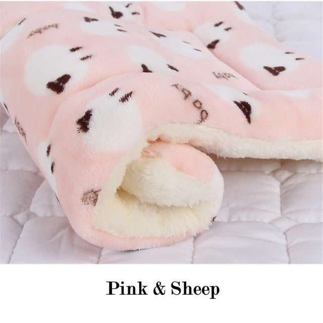 Dog Bed Thickened Dog Mat Pet Cat Soft Fleece Pad Blanket Bed